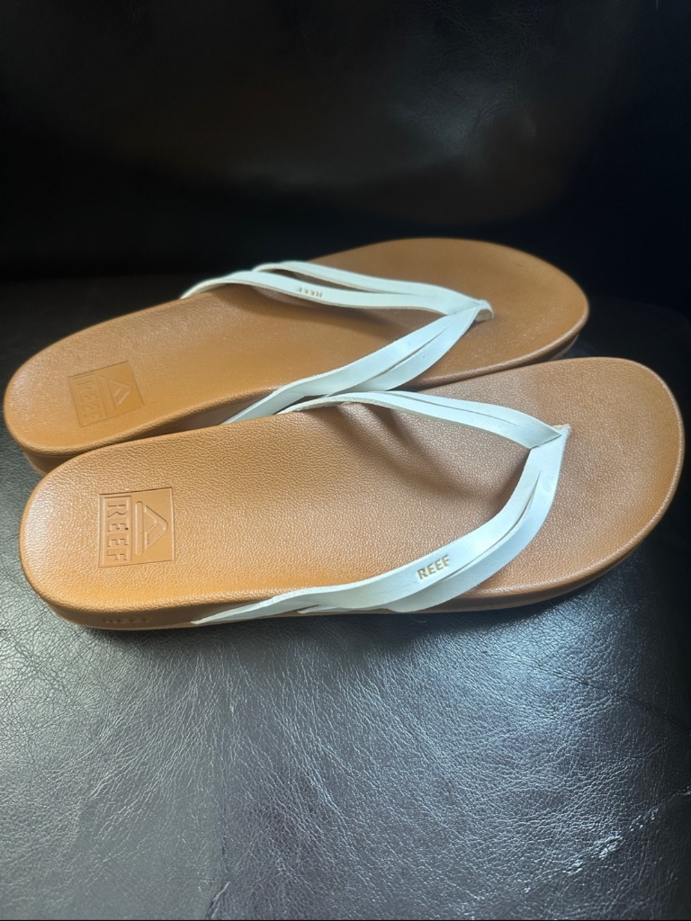 Reef Women's White Strap Tan Footbed Sandals